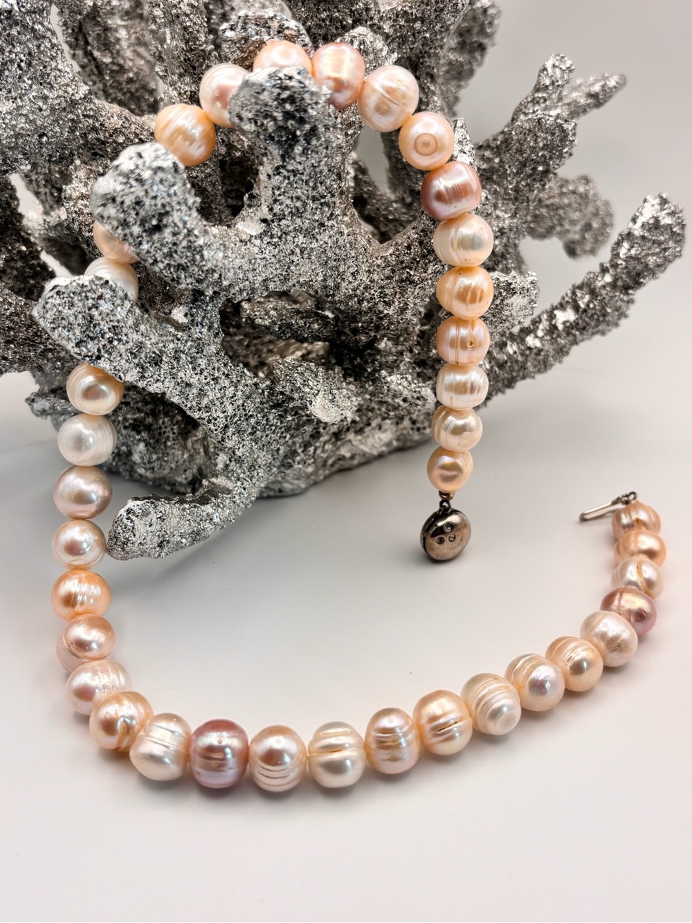 17” Elegant AAA+ Light Pink South Sea Real Pearl Necklace